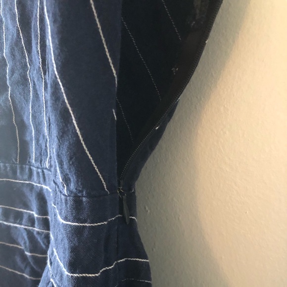 Banana Republic Summer Dress - Picture 4 of 4